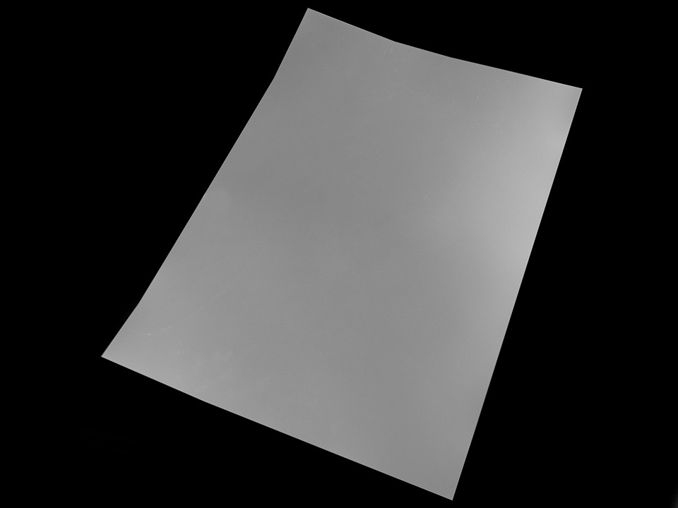 Plastová podložka 45x60 cm na rezanie látok, papiera